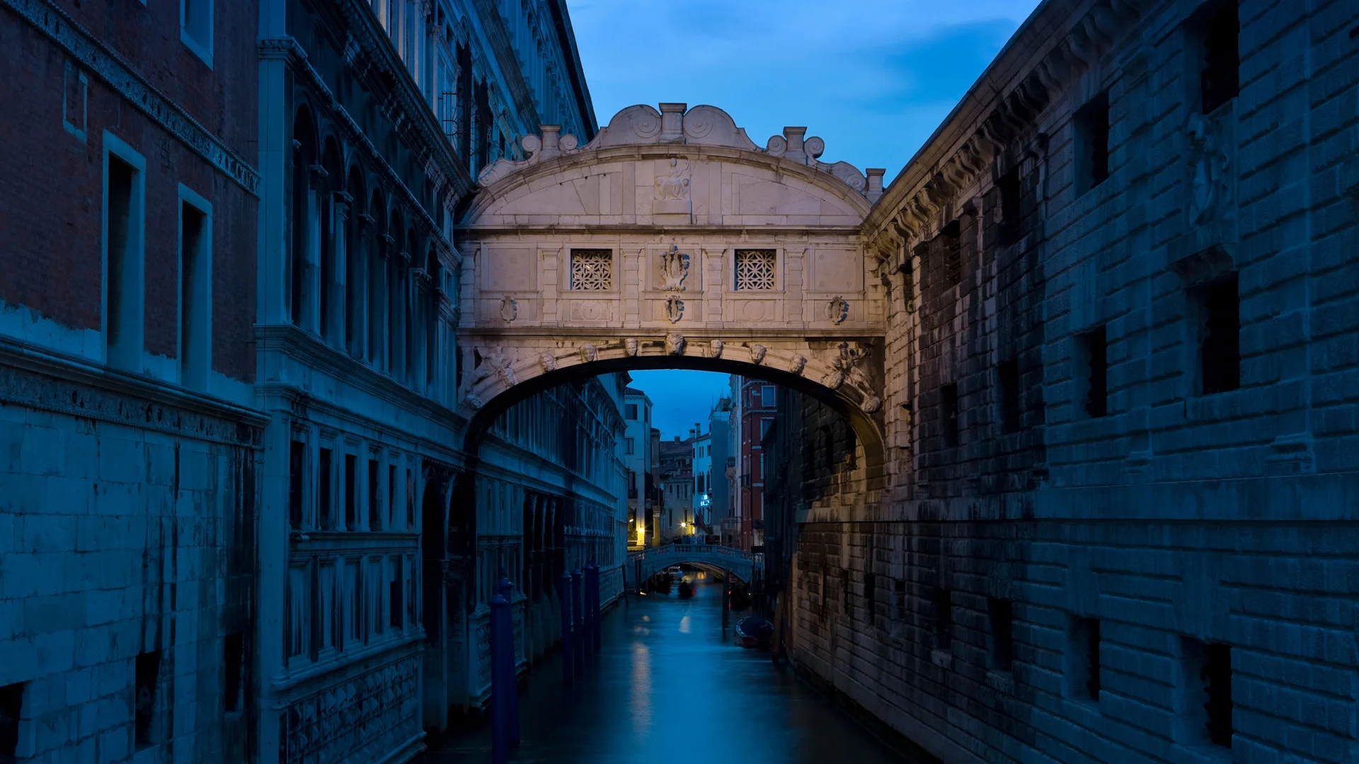 Bridge of Sighs in Venice, Italy