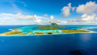 Bora Bora and its lagoon, South Pacific, French Polynesia